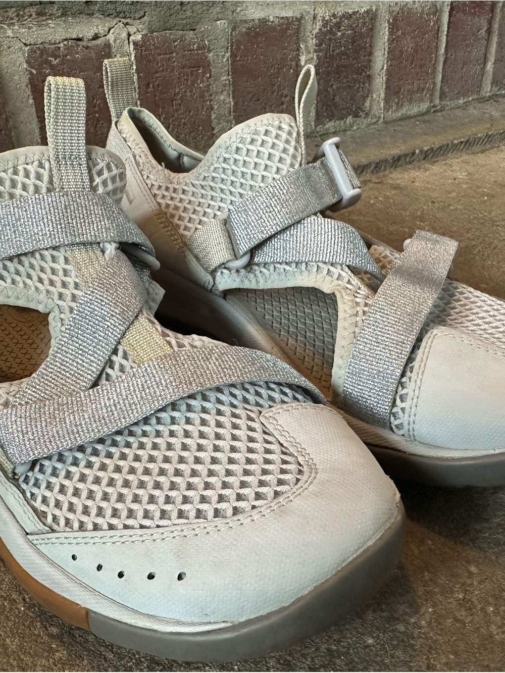 Chaco Women Light Gray Mesh Strap Sneakers